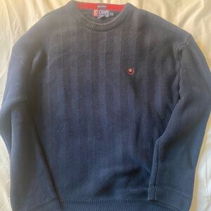 Cozy Blue Crewneck Sweater with Ribbed Cuffs